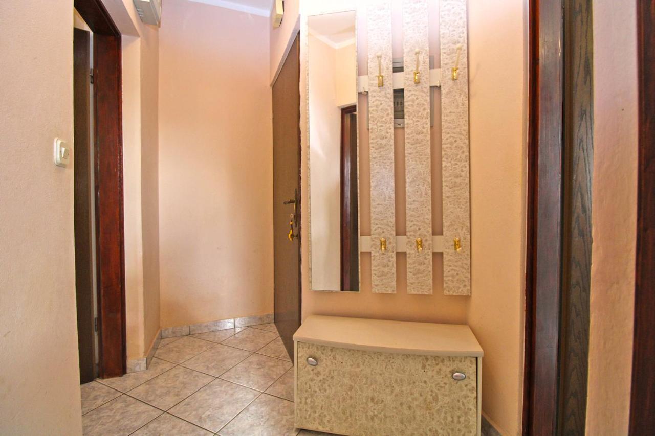 Apartment Mirela 2145 Fažana Exterior foto
